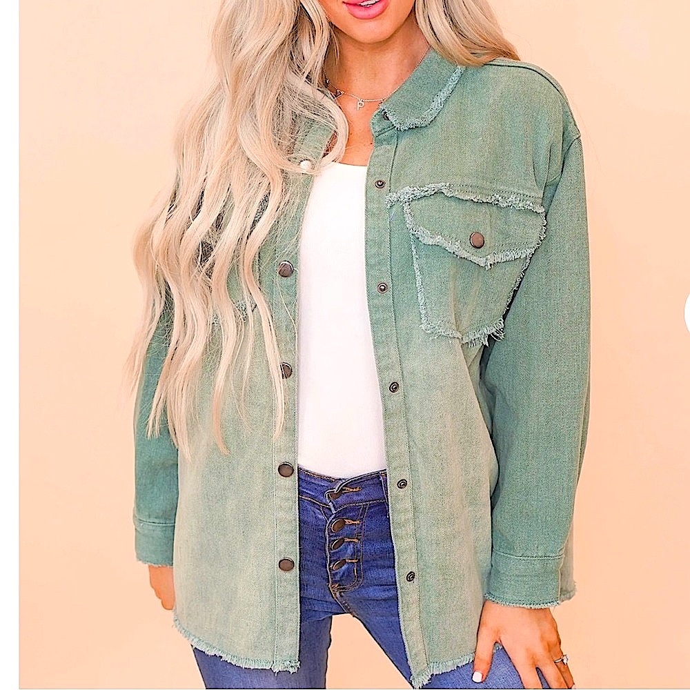 🍒BOGO50%🍒🆕🧡BAEVELY: CAMEL Button Up Distressed Hem Detail Shacket SM
